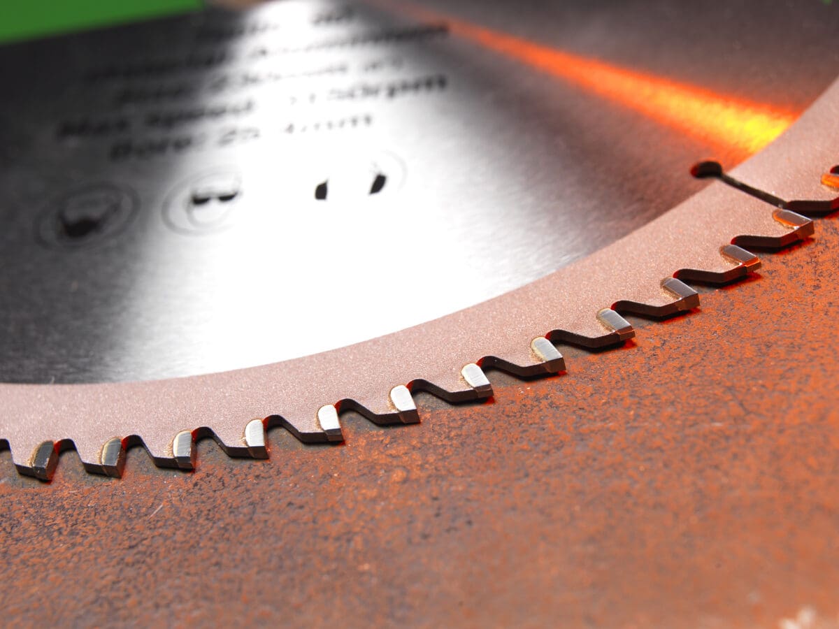 How To Change A Chop Saw Blade Rotabroach