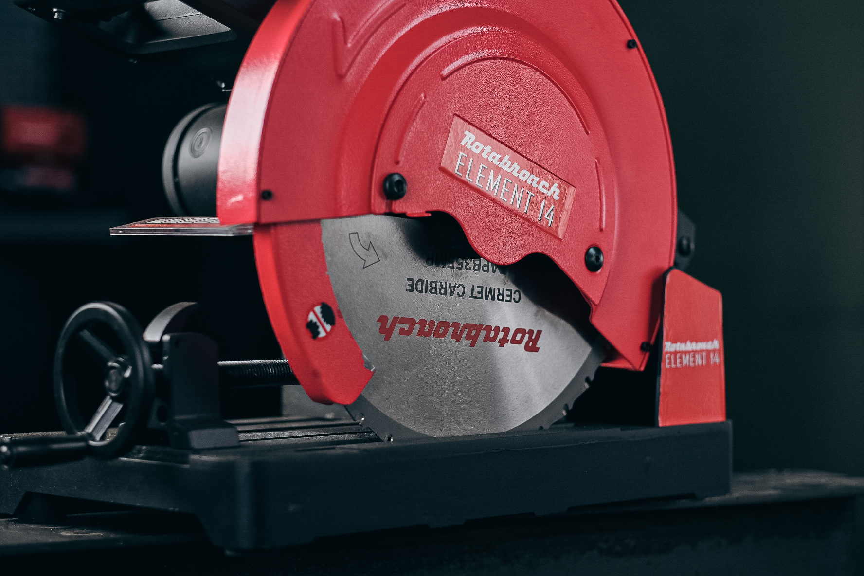 Chop Saws vs Mitre Saws A Comprehensive Guide Rotabroach